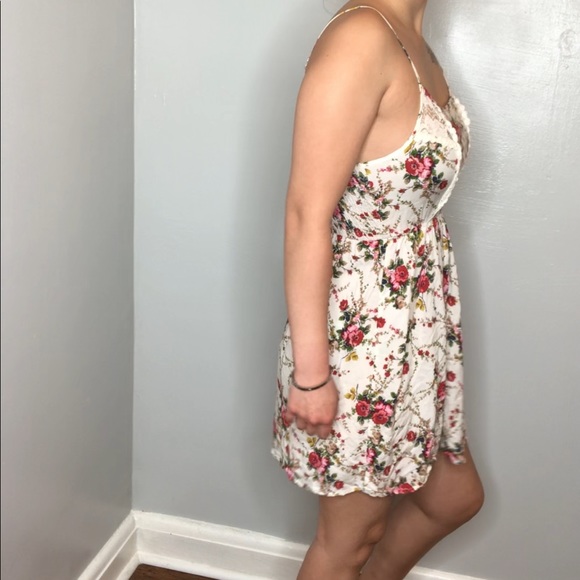 Timing Dresses Timing White Floral Crotchet Lace Midi Sun Dress S